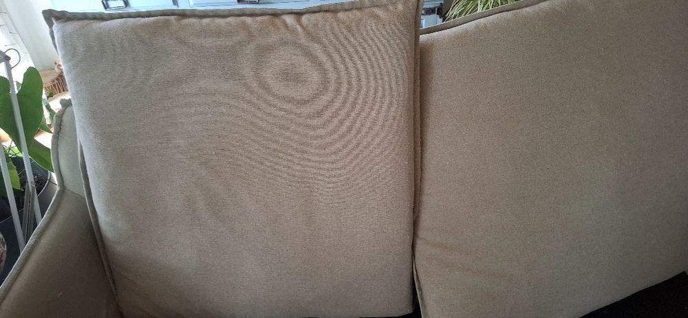 Sofá de quatro lugares