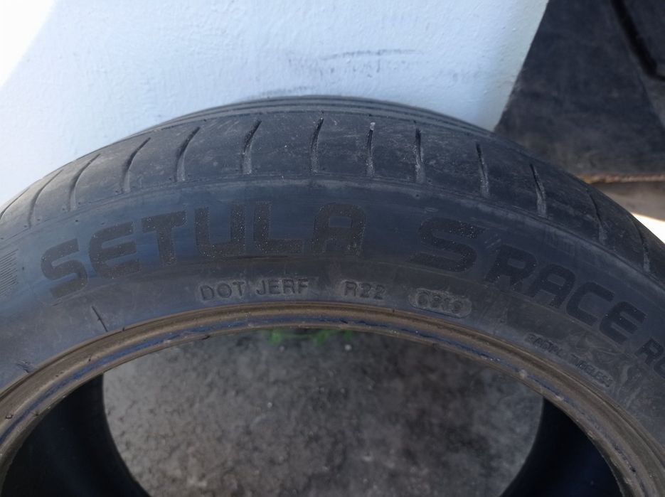 Продам летнюю резину