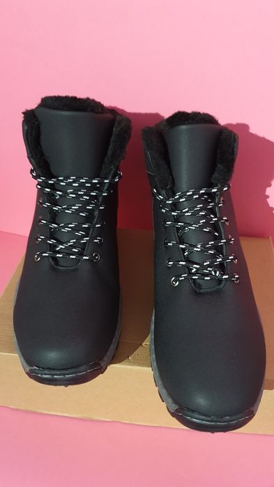 Śniegowce męskie czarne w rozmiarze 44 / wkładka ma 28 cm