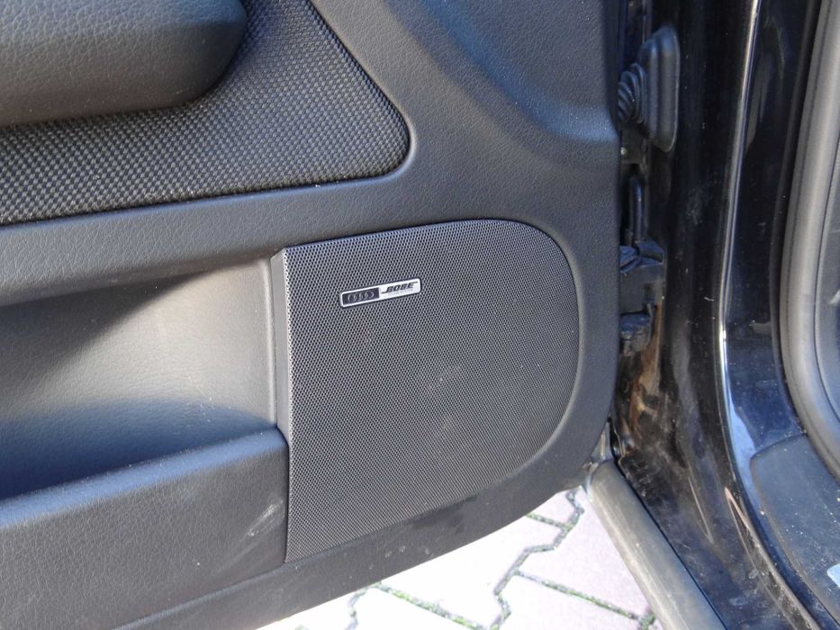 Audi a4b7 2.0TDI 170KM 2x s-line xenon pdc bose!