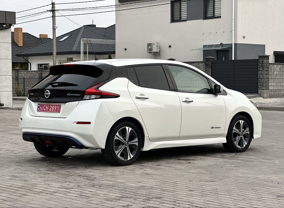 Nissan Leaf 2019 року з оригінальним пробігом 35 тис.км