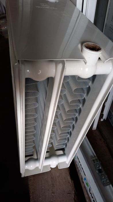 Радиаторы (батареи) чугунные, стальные б.у. и новые для отопления.