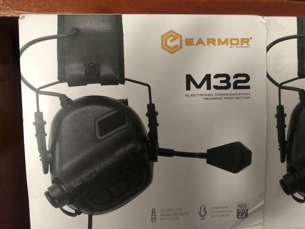 Активні навушники Earmor M32 -Black з гарнітурою