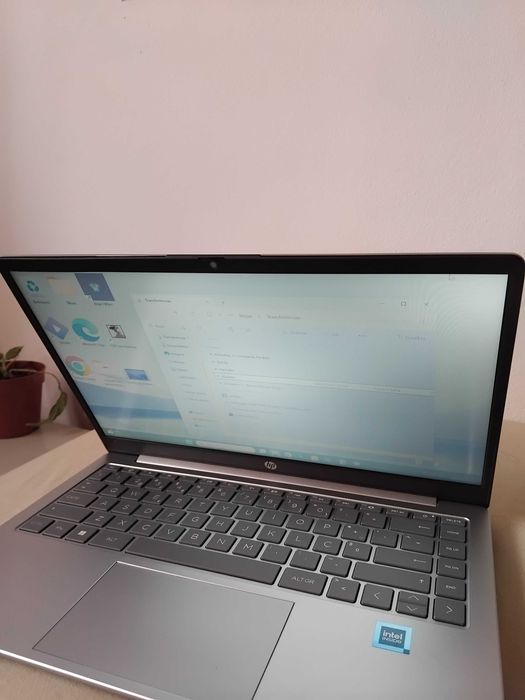 Hp Laptop 14 em ótimo estado