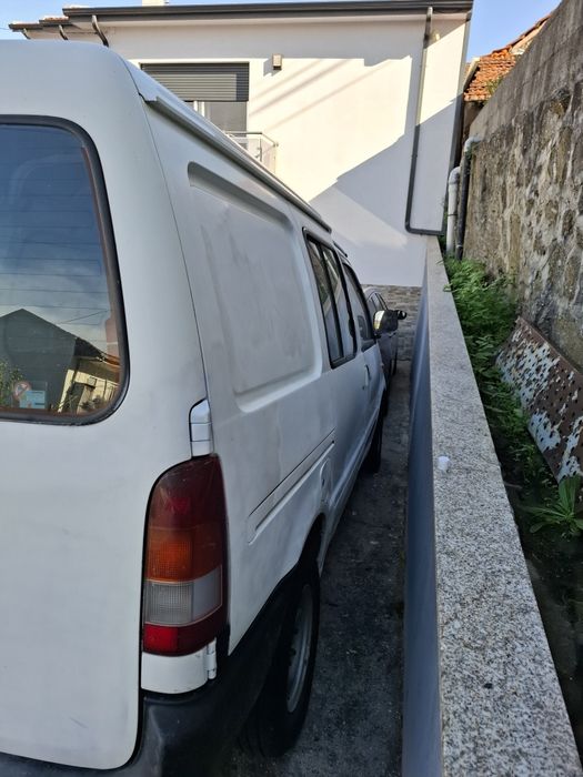 Nissan vanette para peças