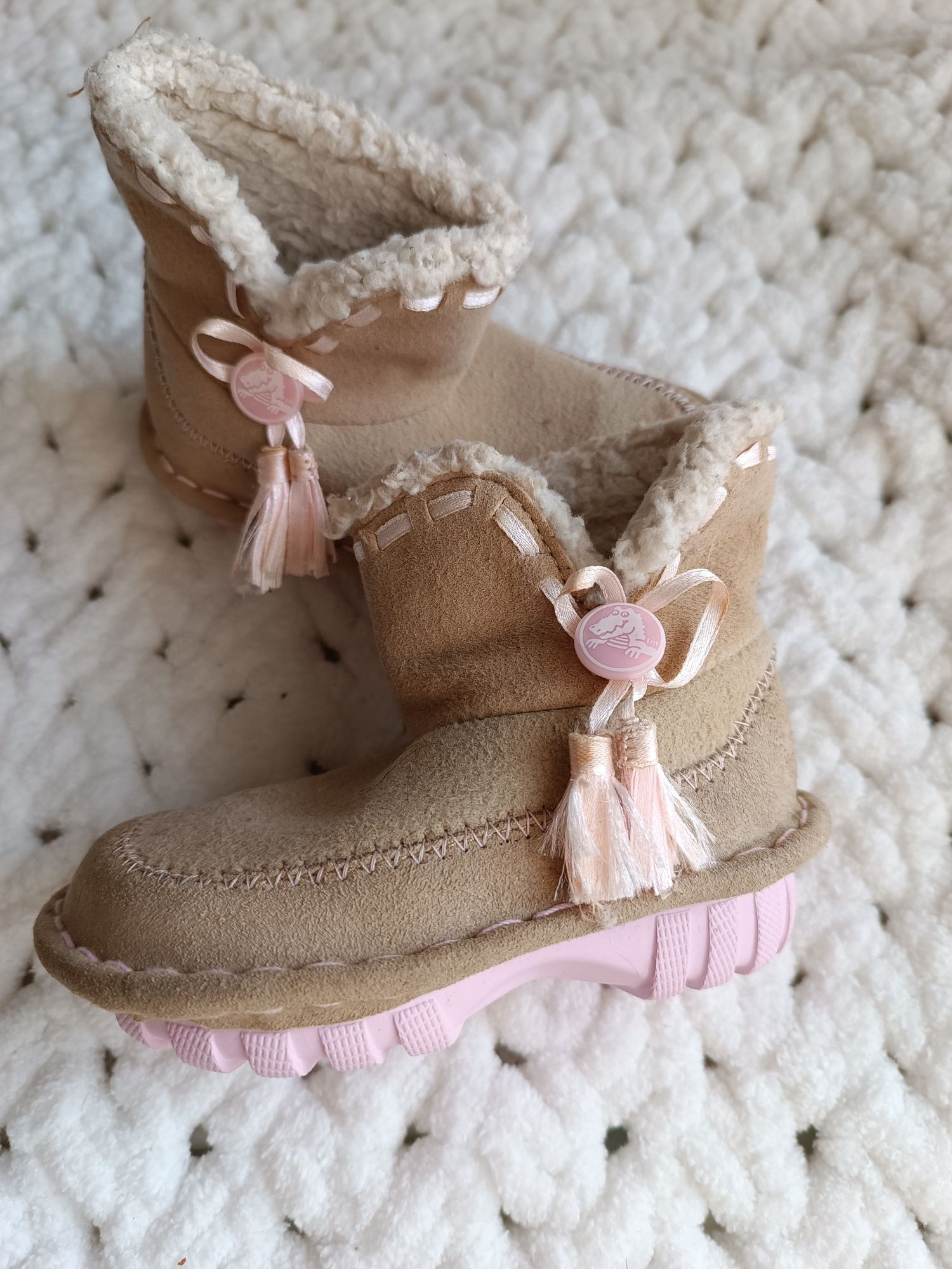 Черевики Wrangler чоботи Crocs чобітки кросівки для дівчинки хлопчика