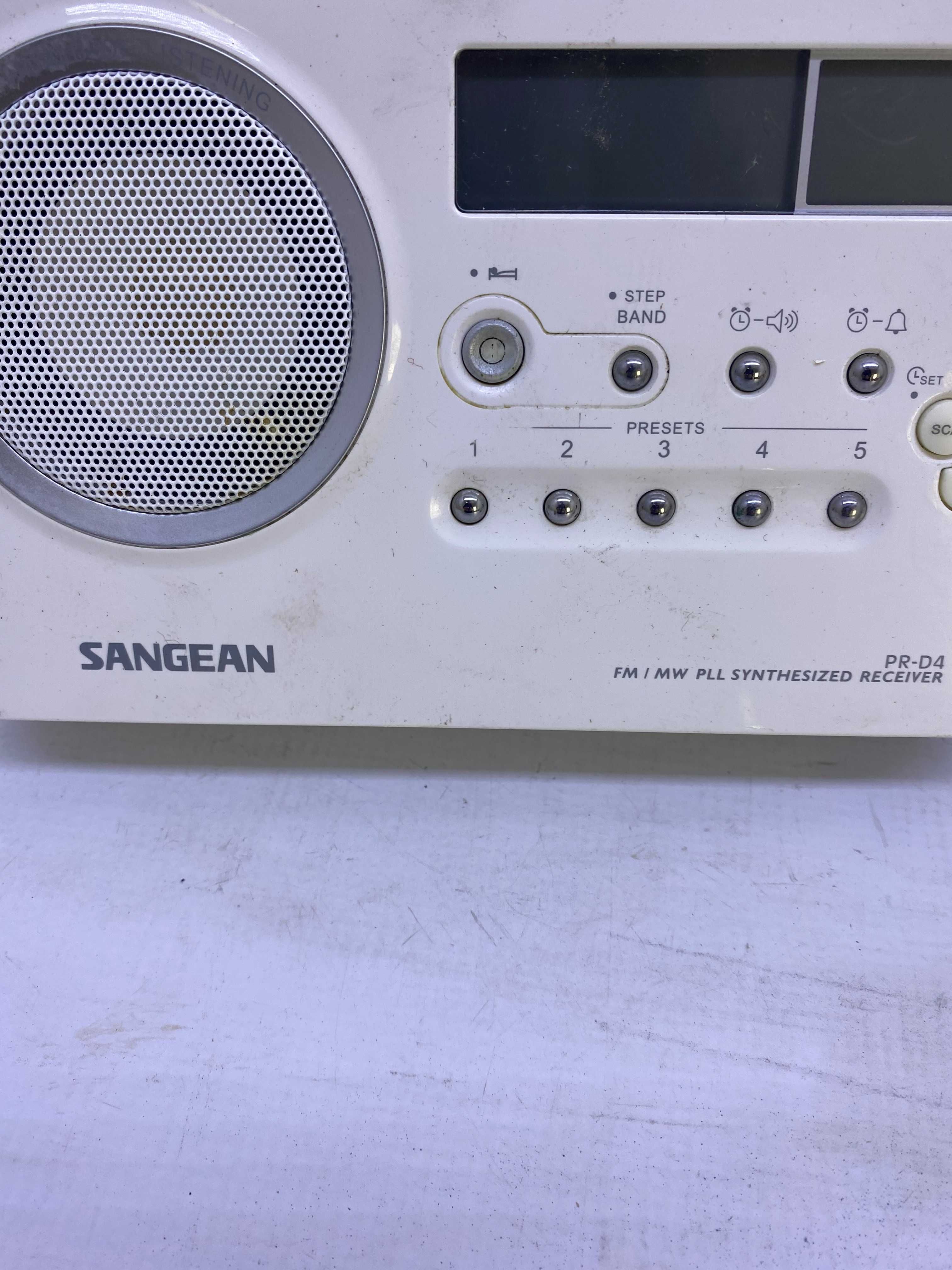 Sangean - pr-D4 - Przenośne radio - Tuner pll - AM/FM - 10 stacji -
