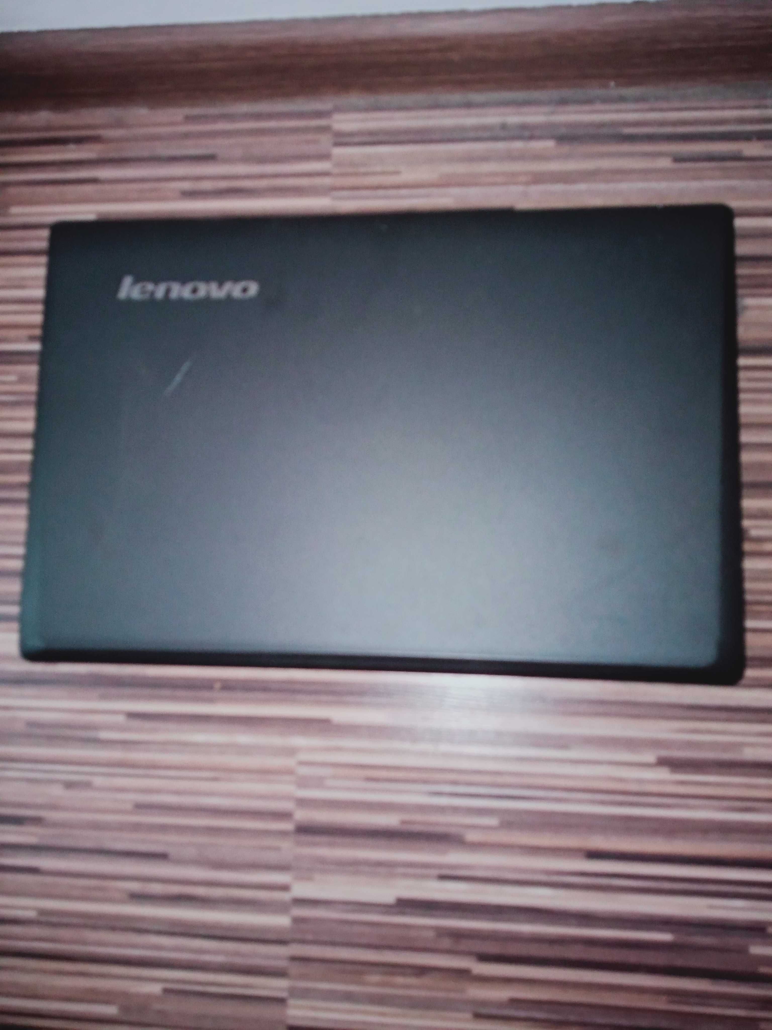 Laptop Lenovo G560 15,6 " 250 4GB RAM INTEL i5  Jak nowy Polecam