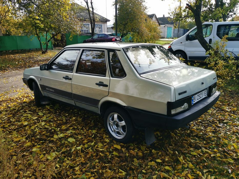 Продам ваз  2199і