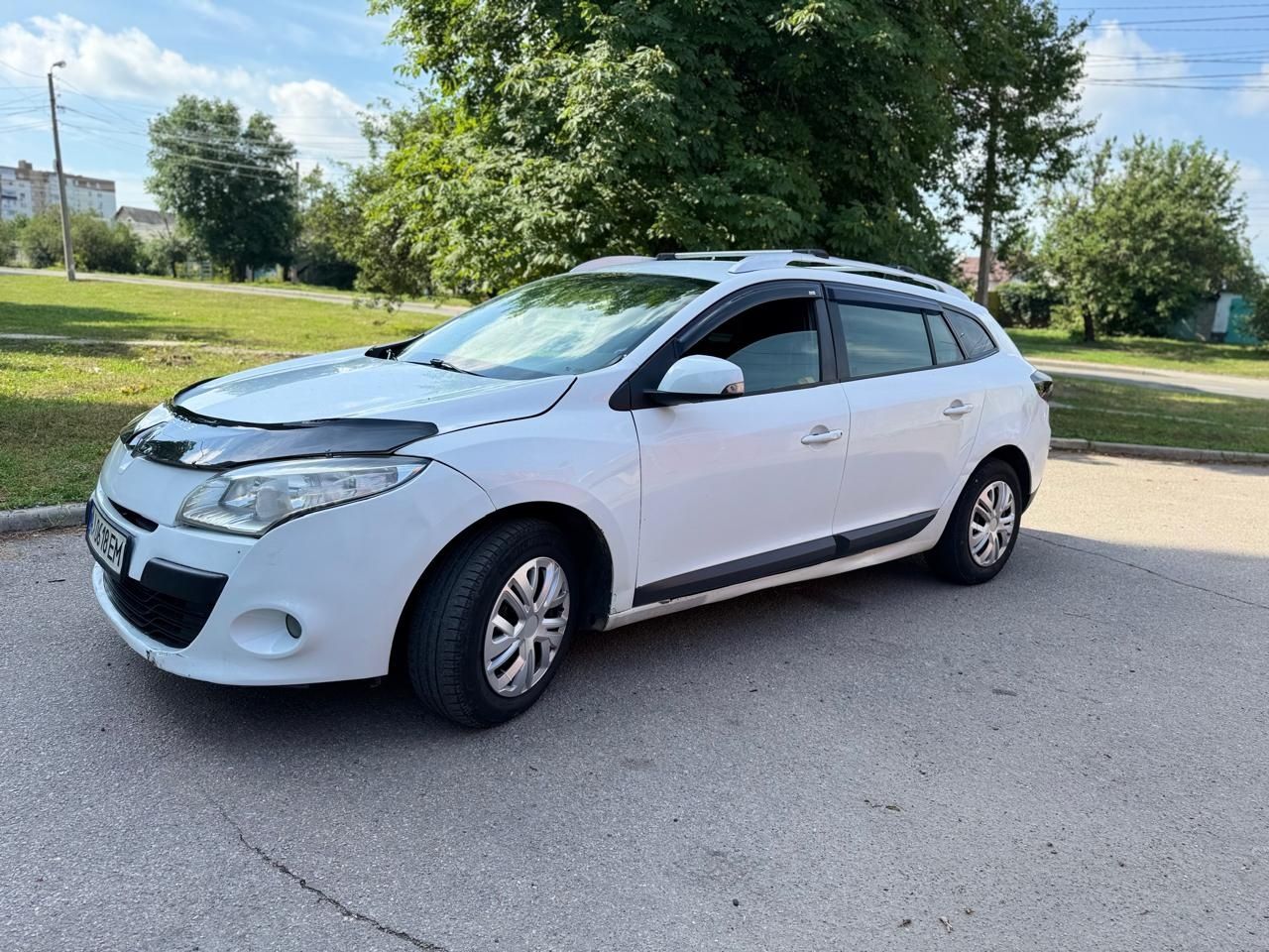 СРОЧНАЯ продажа Renault Megan 3 2011год