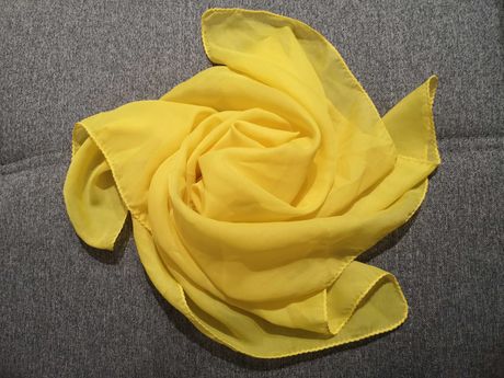 Apaszka damska żółta 70x70 cm