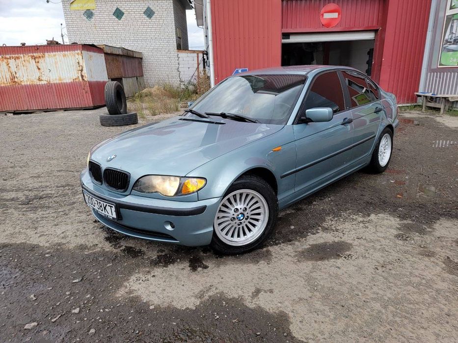 BMW 320i,2002р.  Терміново.Об'єм двигуна 2.2 бензин. 2200₴