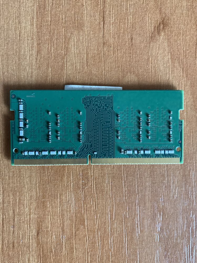 Пам'ять SK hynix 4 GB SO-DIMM DDR4 2666 MHz (HMA851S6CJR6N-VK)