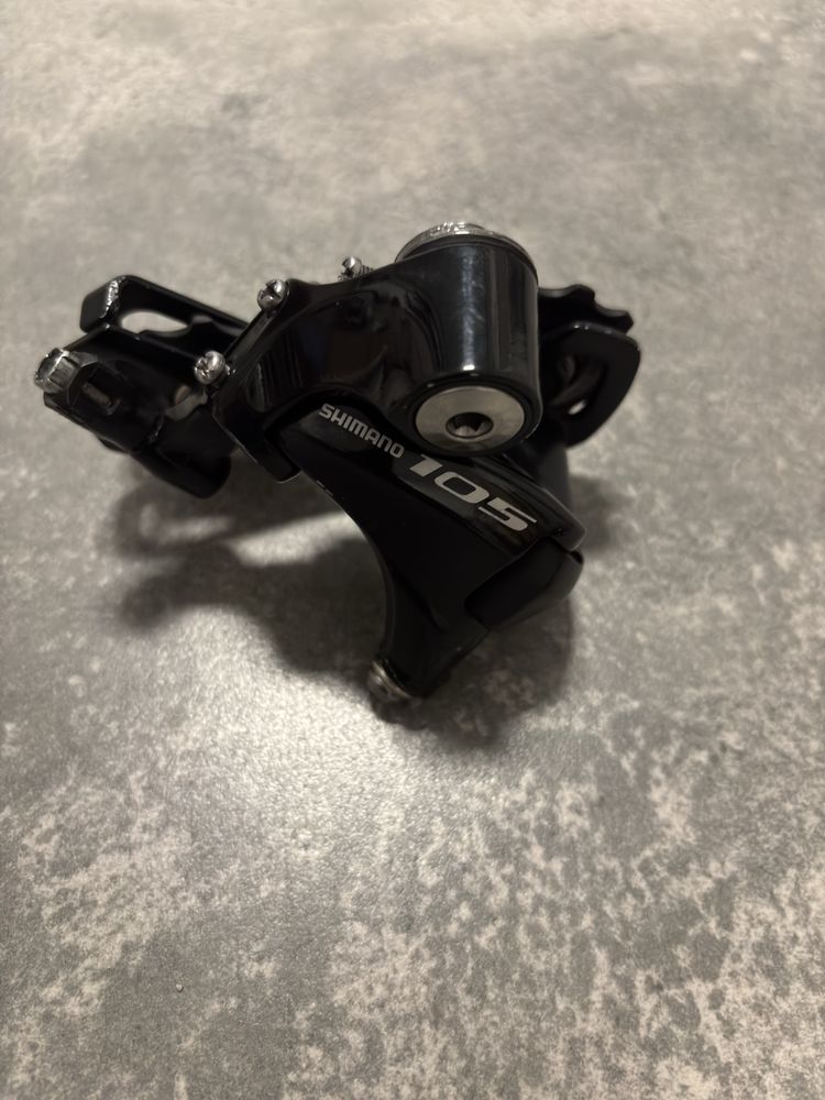 Osprzęt/ Napęd SHIMANO 105 - szosa