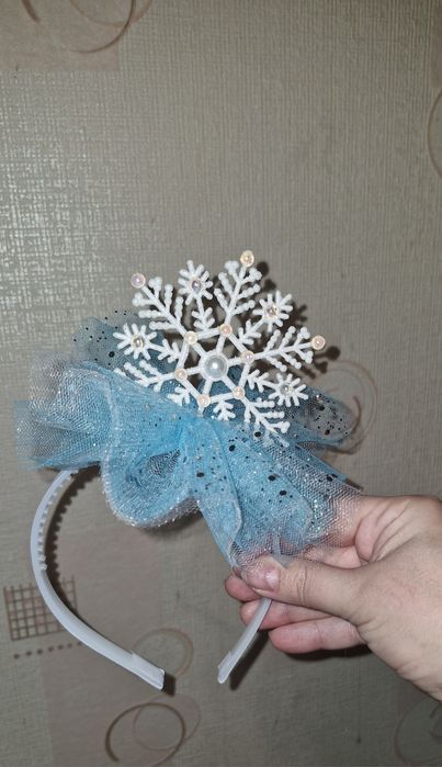 Обруч сніжинки в садок