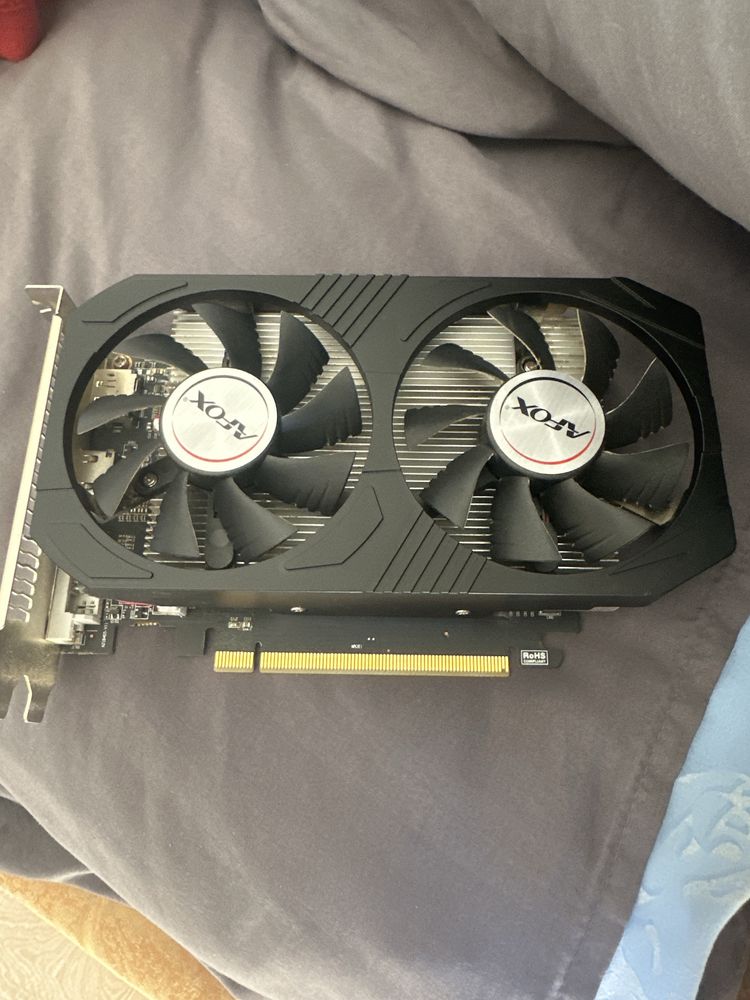 afrx560-4096d5h4-v2(gddr5)