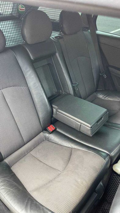 Mercedes-Benz E-Class 2003 S211