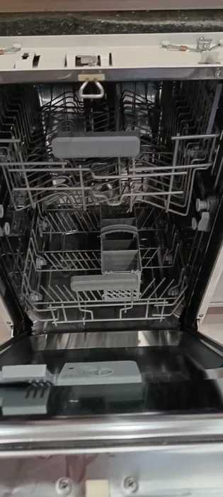 Вбудована посудомийна машина Samsung
