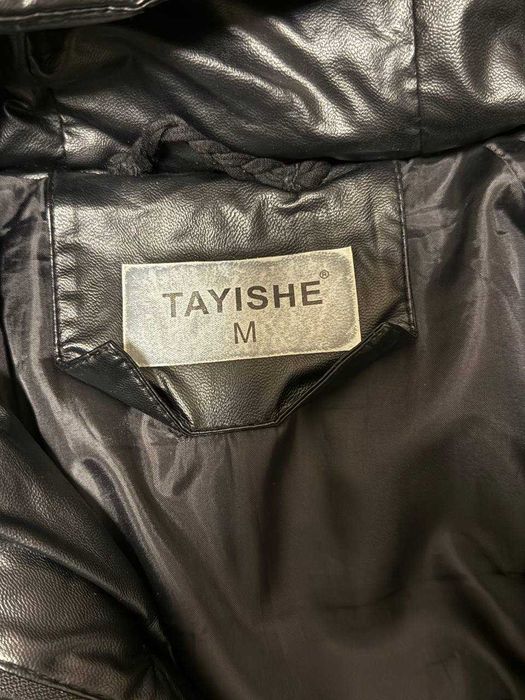 Куртка тепла на дівчинку підлітка