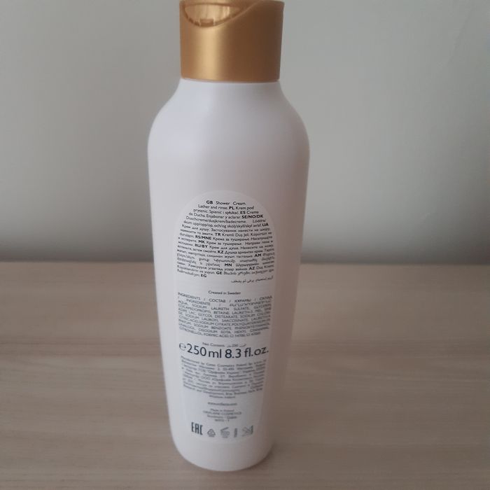 Oriflame Żel pod prysznic Milk&Honey