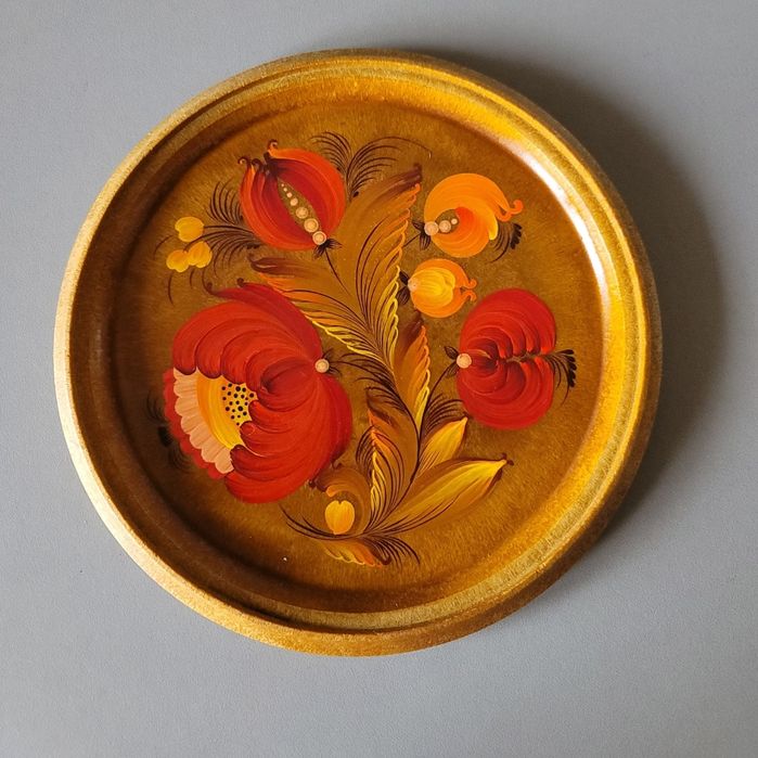 Дерев'яна декоративна тарілка