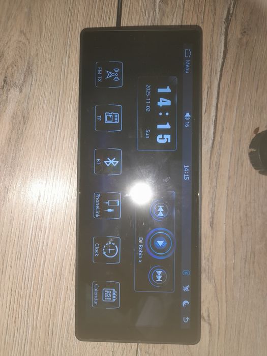 Stacja multimedialna do auta