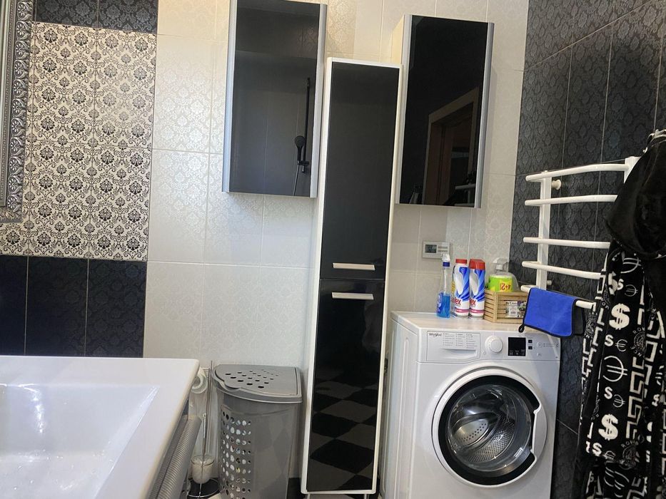 Затишна 1-кімнатна квартира на набережній !!!