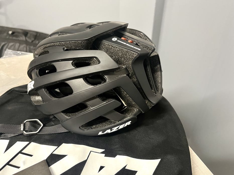 Capacete Lazer (Mips) *NOVO* - Cycling helmet