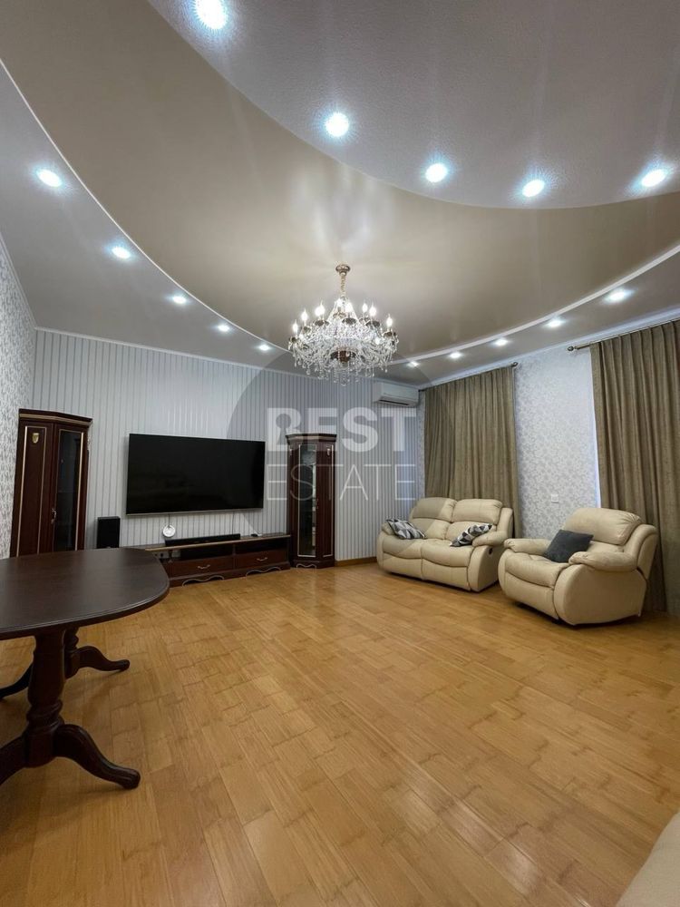 Продам дом пос. Кирова, Салтовка, Ак. Павлова , 180 м2 , 6 соток