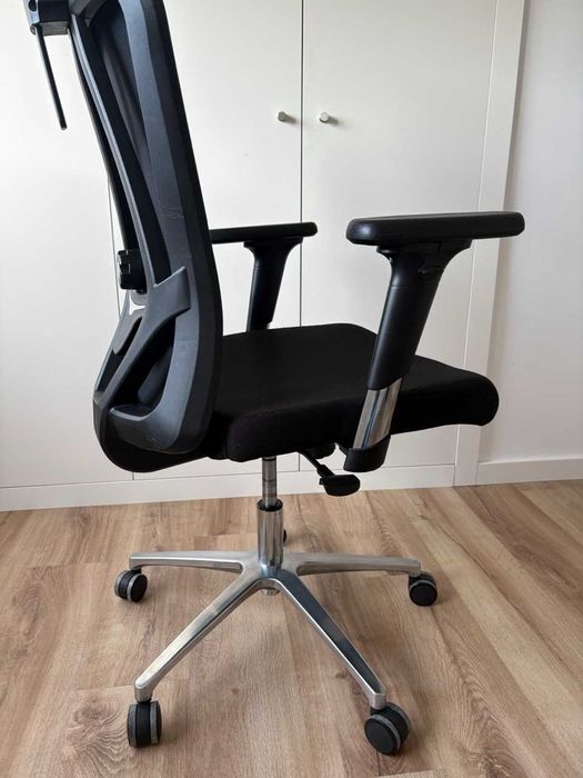 Cadeira escritório ergonómica