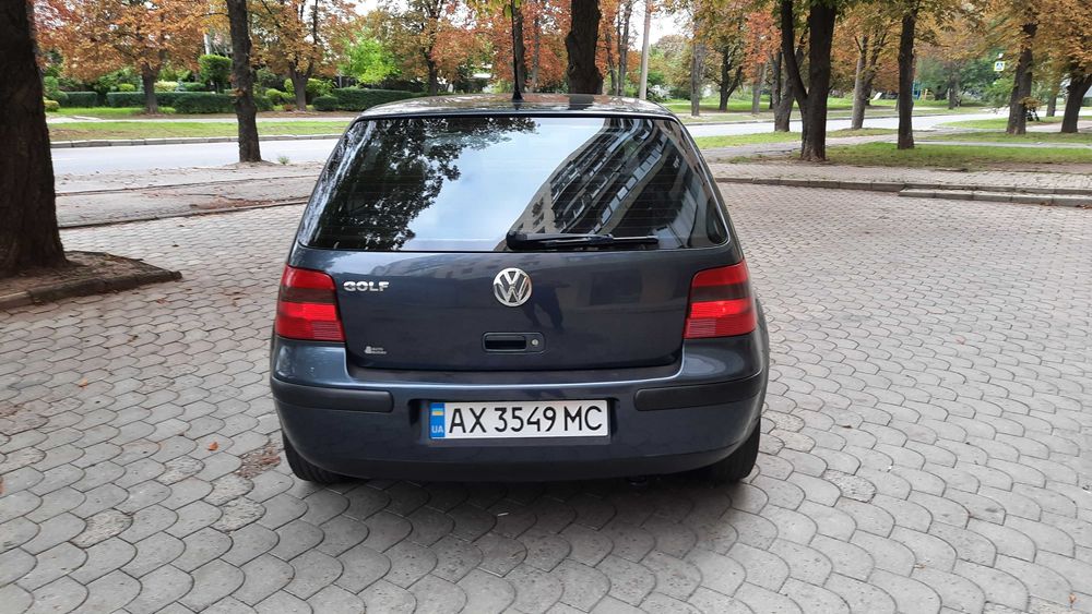 Volkswagen Golf 2001 р