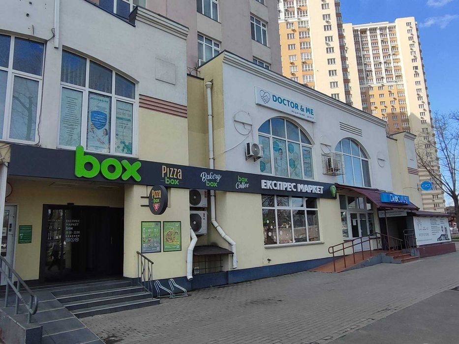 2К  квартира люкс метро Чернігівська 3 хв