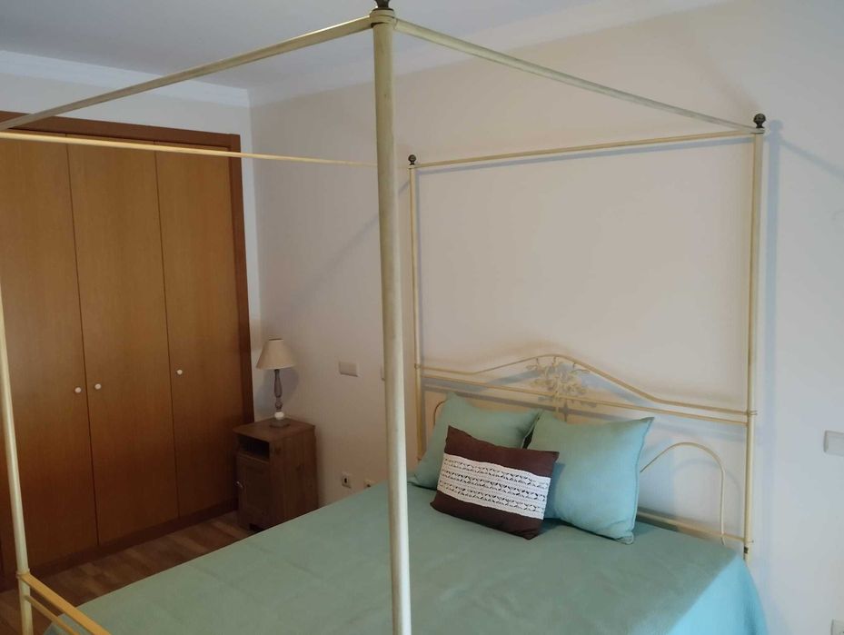 Estrutura de Cama em Ferro com Dossel - (Maggion)