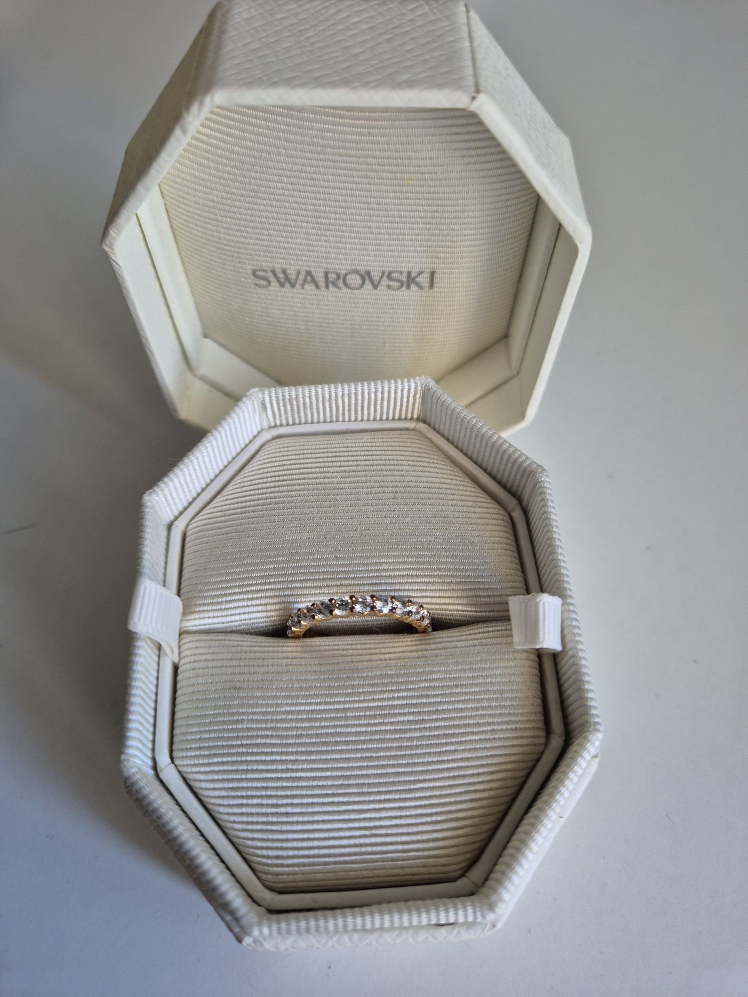 Anel Swarovski rose gold c/ cristais 17mm