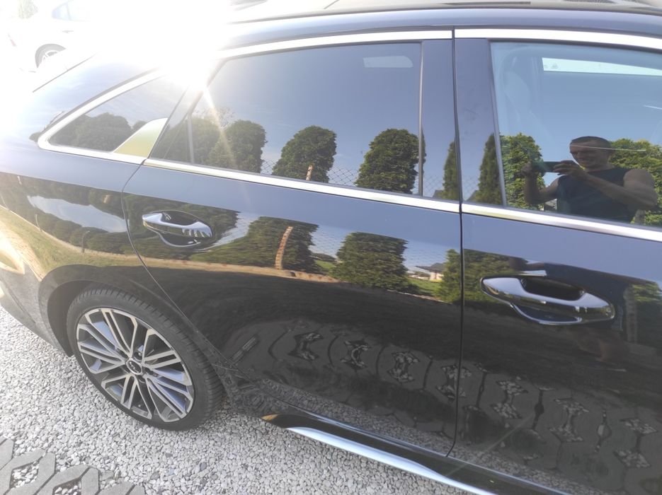 Kia Proceed 3 III drzwi prawy tył kolor 1K czarne