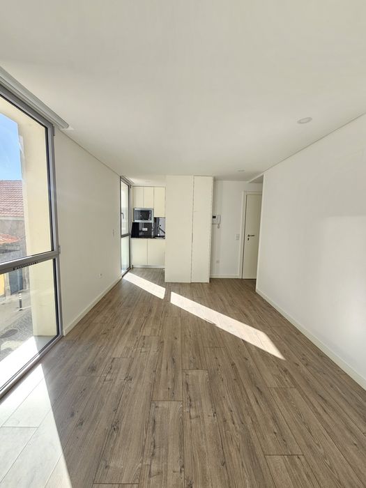 Arrendo T2 Novo S.Dinis, carvalhido..porto