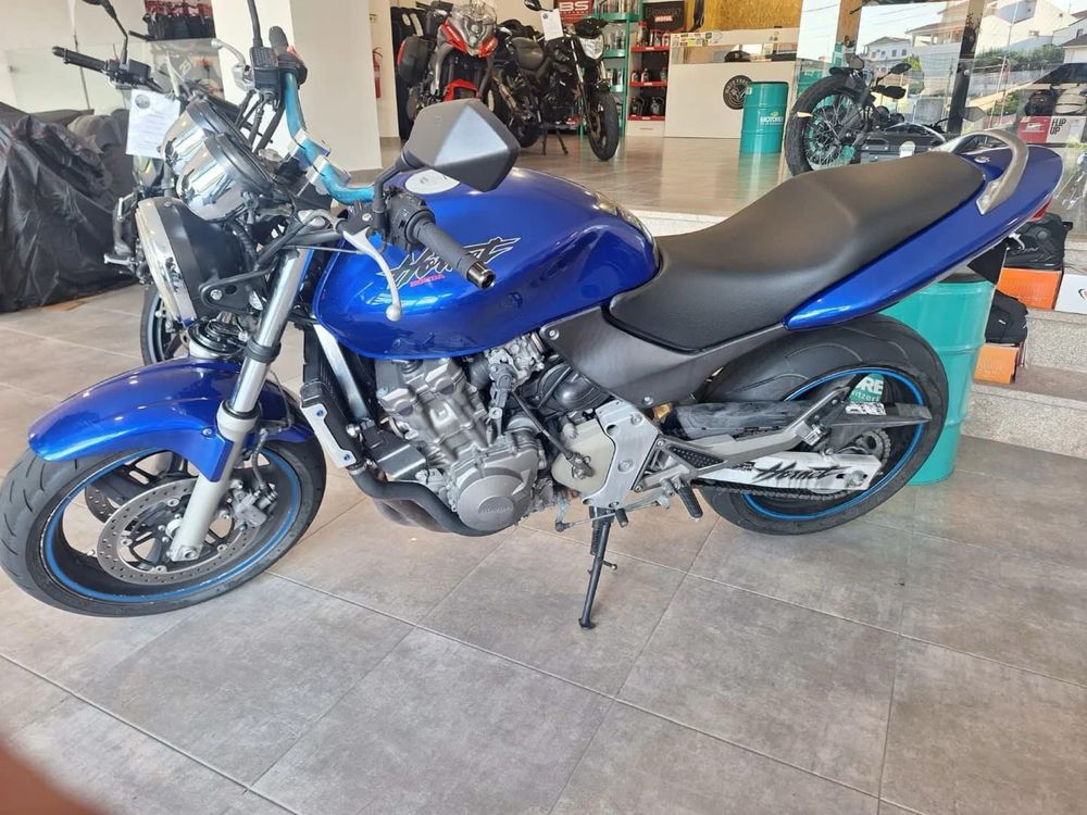 Hornet cb600F 2001