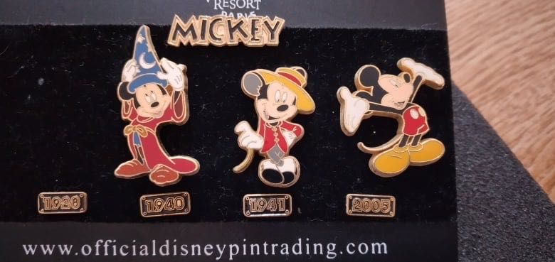 Pins Mickey Mouse para coleccionador