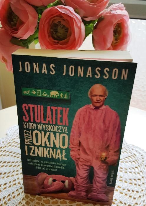 "Stulatek, który wyskoczył przez okno i zniknął" NOWA