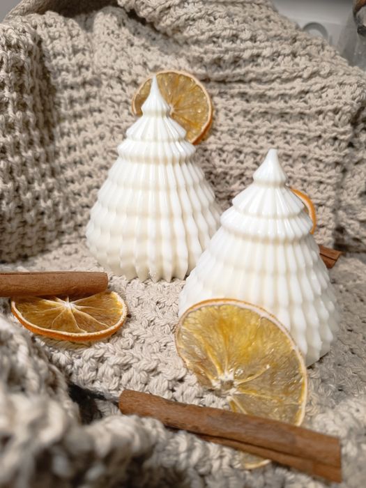 Świece sojowe - zimowe wzory: choinki, bałwanki, mikołaje i inne