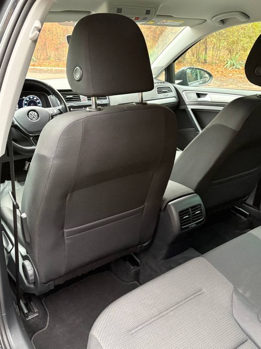 Volkswagen E-golf 2019