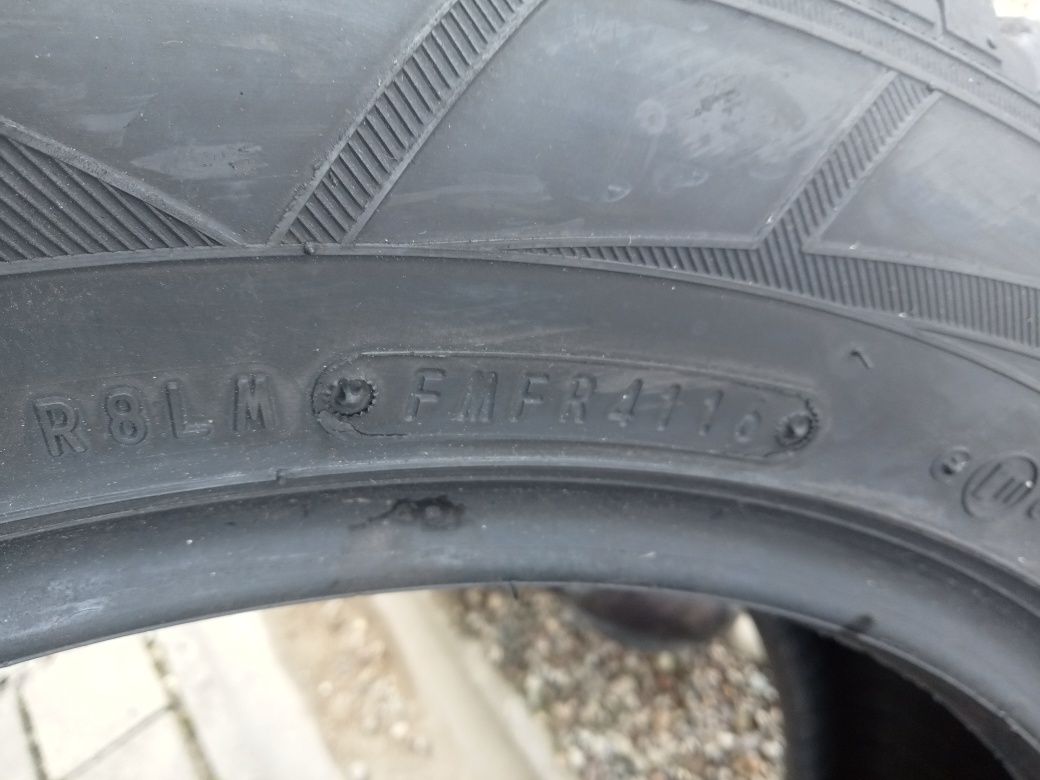 2x Opony Używane 215/55R17 Całoroczne Falken