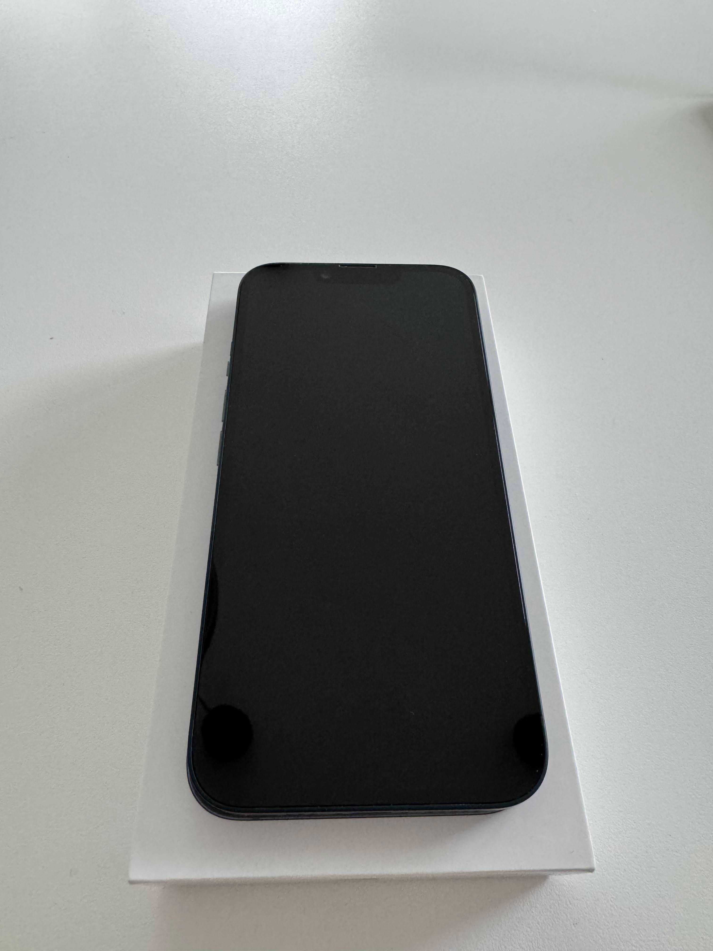 Apple iPhone 14 256 GB Midnight - idealny kompan