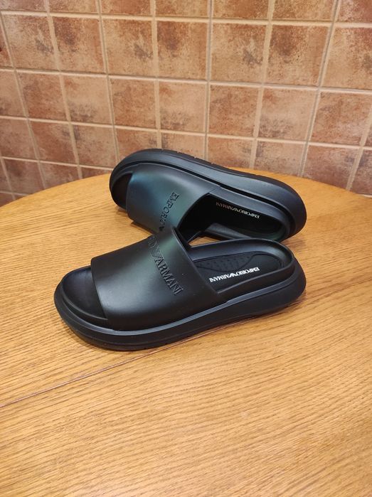 Emporio Armani 42, 43 шльопанці, шлепанцы оригинал.