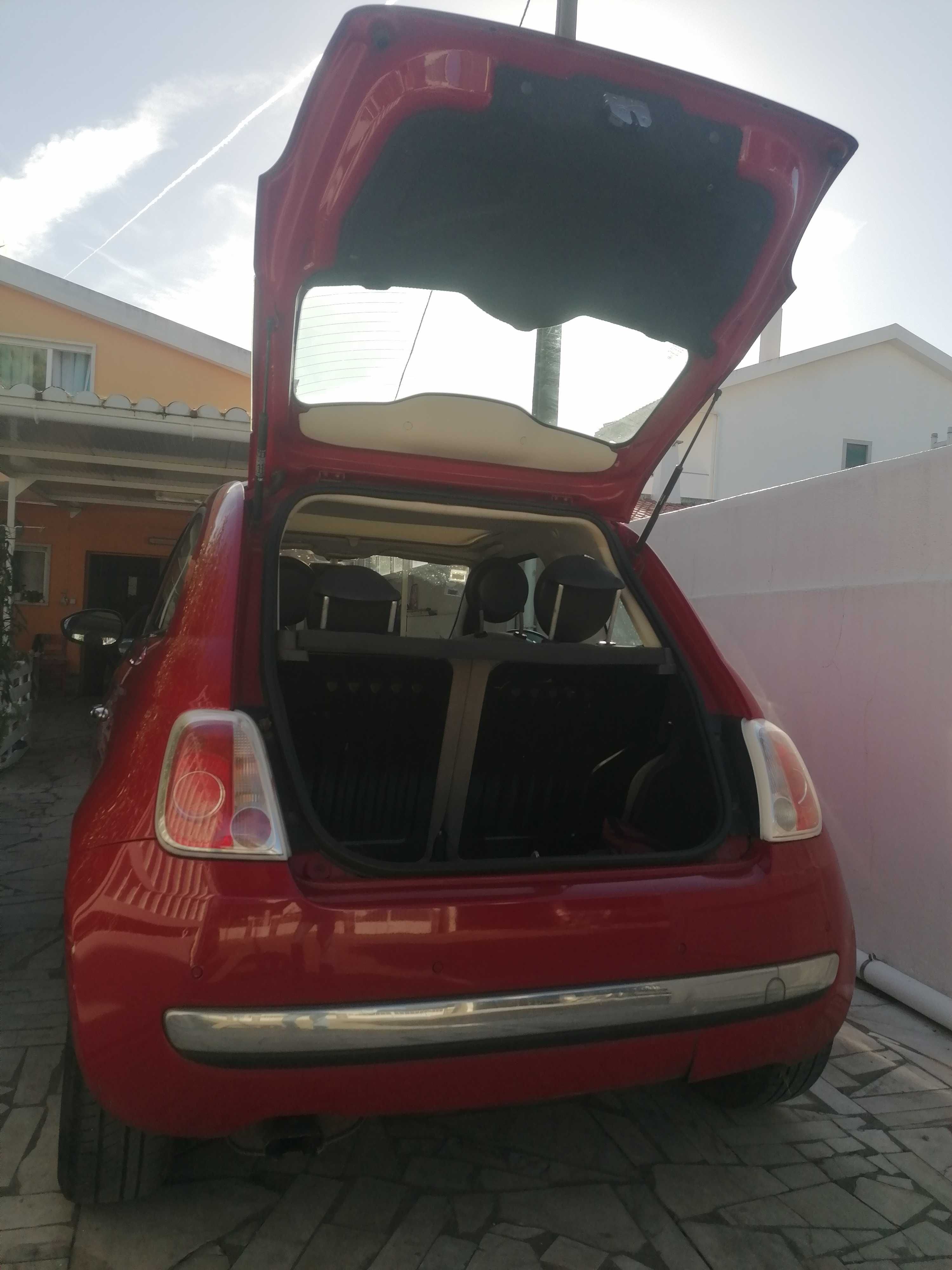 Fiat 500 vermelho