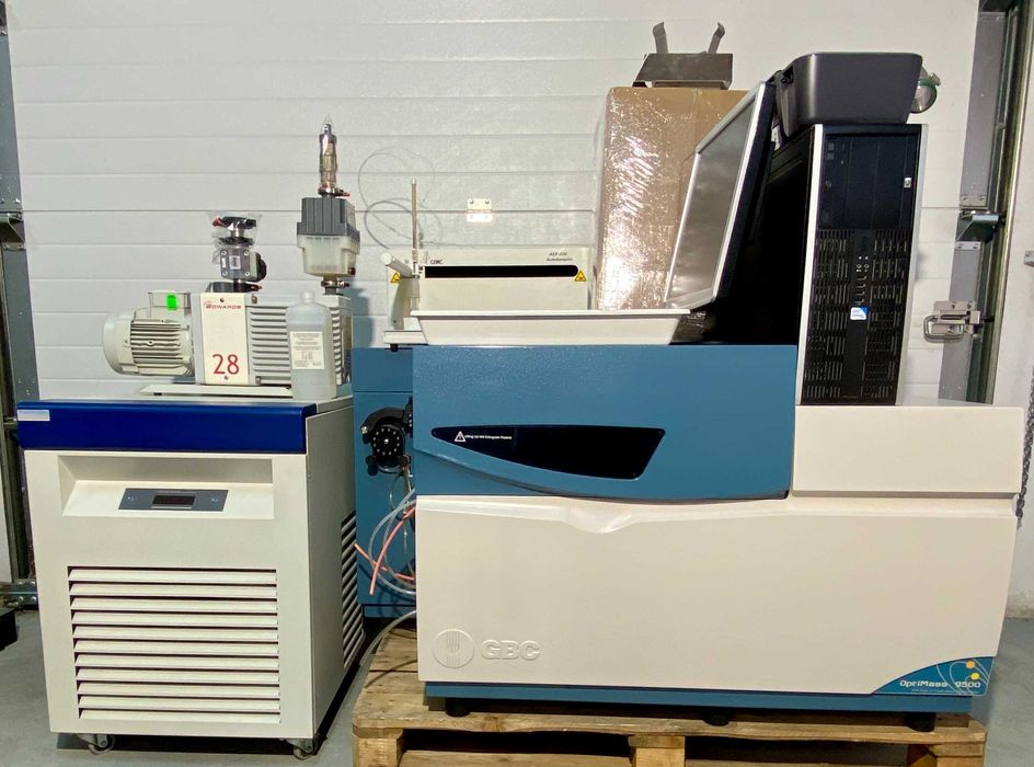 GBC OptiMass 9500 wraz z  Cetac ASX-520 , ICP-oTOF , spektrometr mas