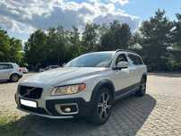 Volvo XC 70 Volvo XC 70 - biały, jasna skóra, 304 KM, LPG