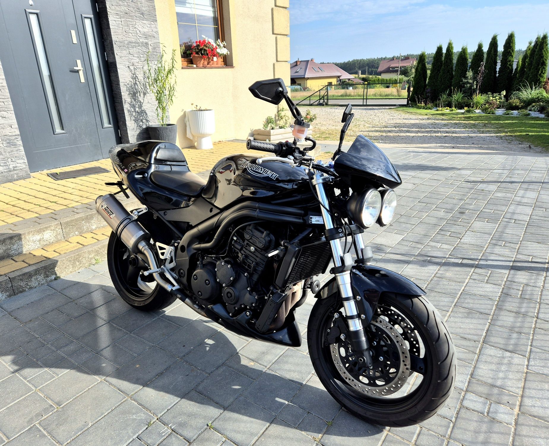 Triumph Speed Triple 955i z 2003 roku, zarejestrowany w Polsce