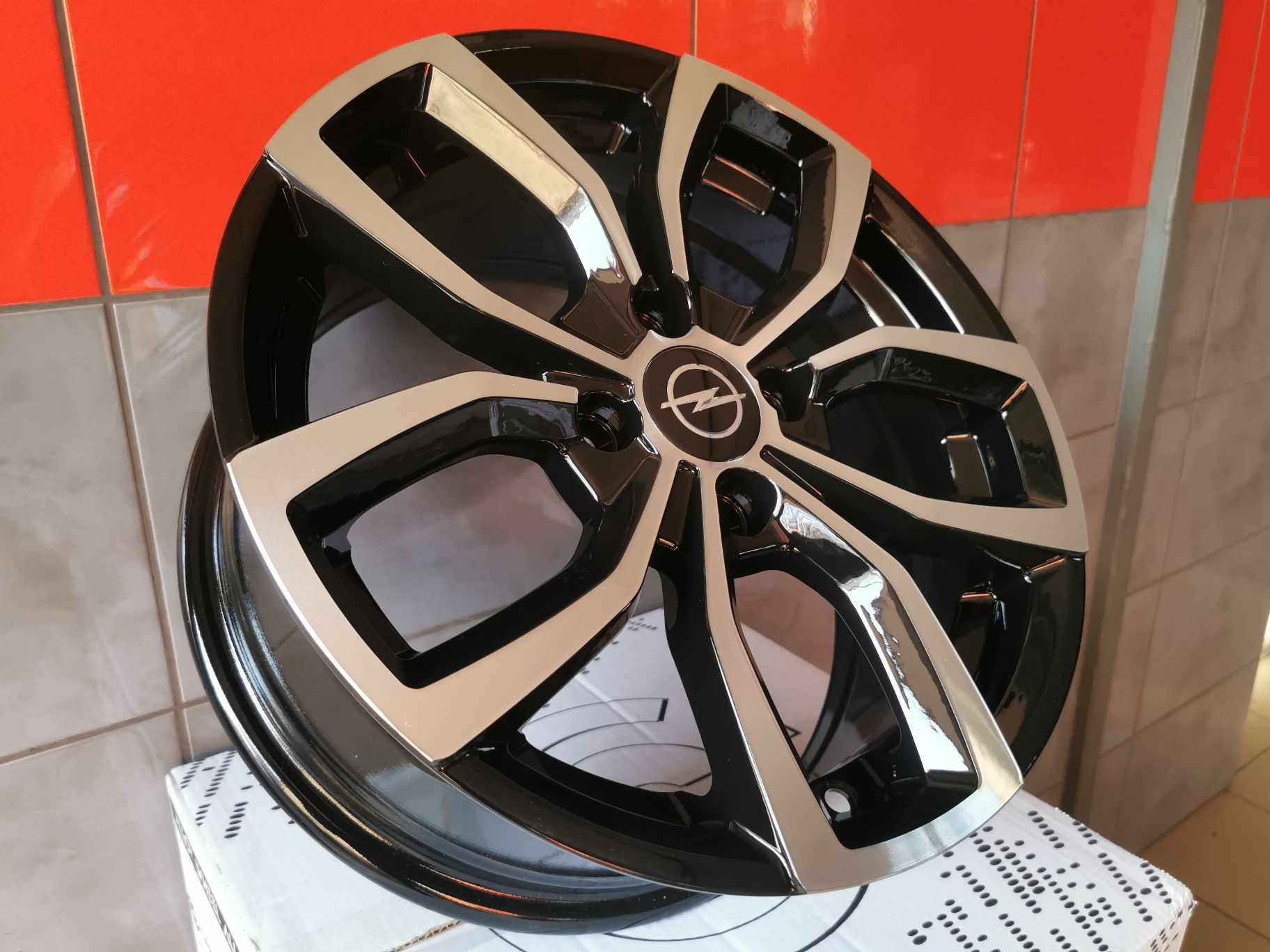 Felgi 15" 4x100 Opel Toyota Yaris Suzuki Nissan Citroen Honda