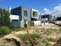 Lote de Terreno com 353,8 m2 na Lagoa de Albufeira.